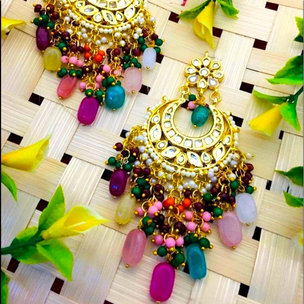 Women’s fashion earrings